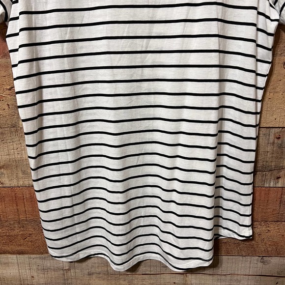 Torrid Girlfriend Heritage Slub V-Neck Tee Striped Size 1X - Picture 8 of 9